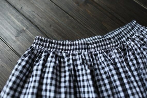 Black and White Plaid Vintage Skirt - Image 6