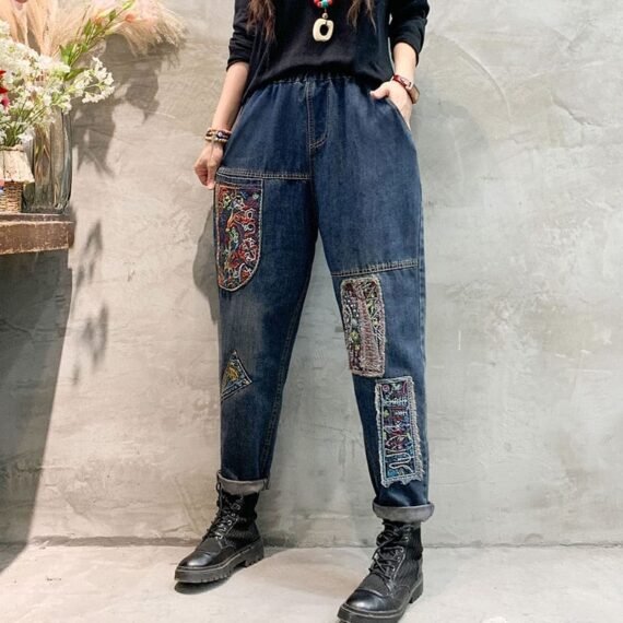 Patchwork Embroidered Loose Hipster Jeans - Image 3