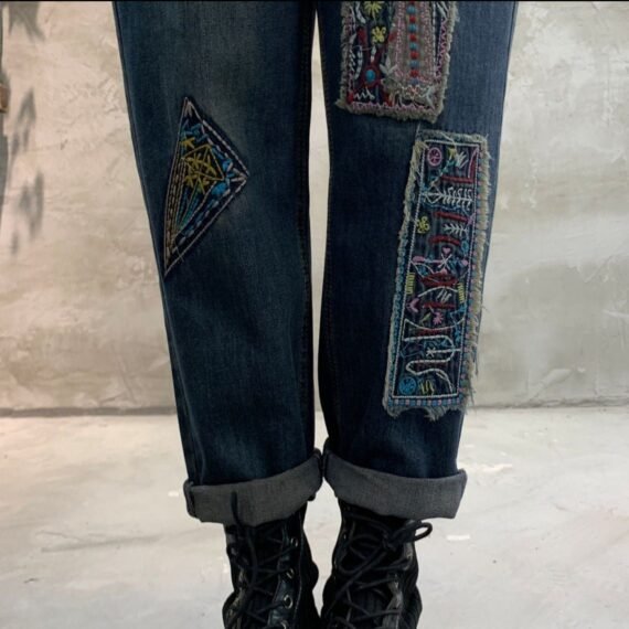 Patchwork Embroidered Loose Hipster Jeans - Image 7