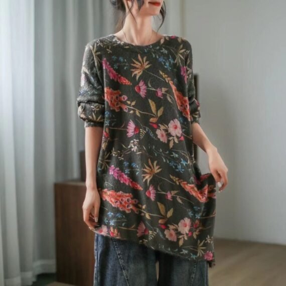 Irregular O-Neck Floral  Sweater - Image 2