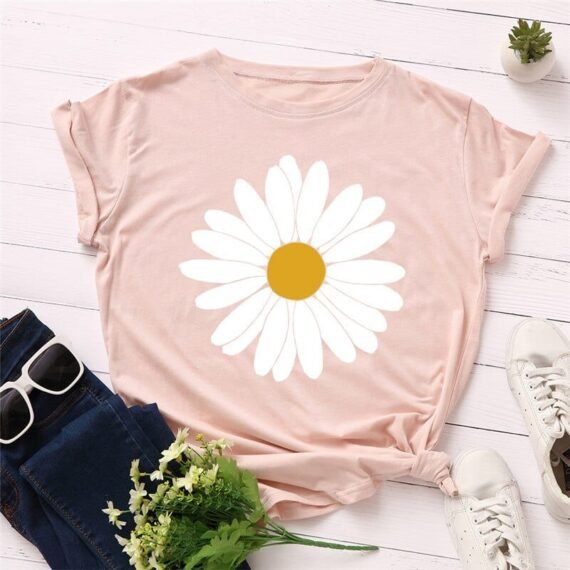 Vintage Daisy Flower Cotton Tee - Image 2