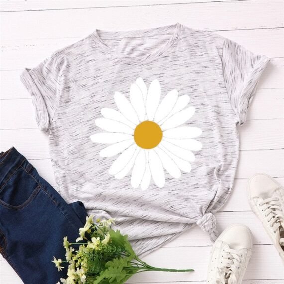 Vintage Daisy Flower Cotton Tee - Image 12